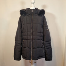 Load image into Gallery viewer, Calvin Klein Black puffer Jacket XXL
