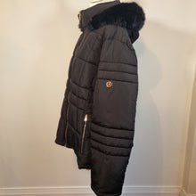 Load image into Gallery viewer, Calvin Klein Black puffer Jacket XXL
