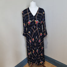 Load image into Gallery viewer, Ghost Floral Check Dress XL
