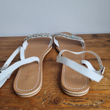 Load image into Gallery viewer, Faith leaf embellished sandals 6
