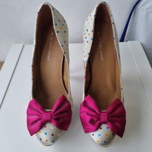 Load image into Gallery viewer, KG by Kurt Geiger Polka Dot Heels 6
