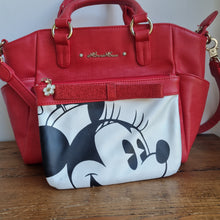 Load image into Gallery viewer, Minnie Mouse Disney Collectors Bag 2014
