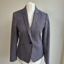 Load image into Gallery viewer, Hugo Boss Blazer 6
