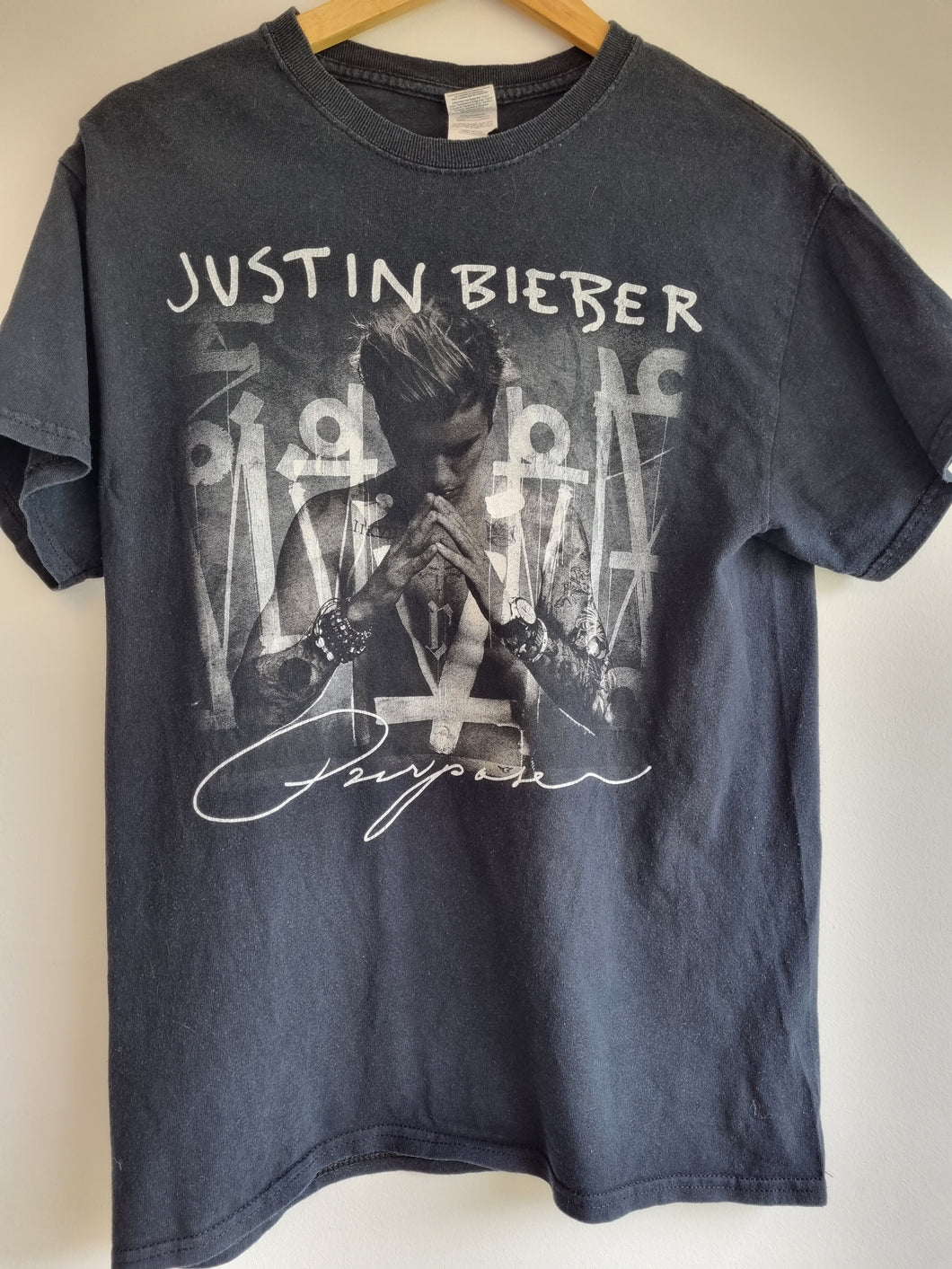 Justin Bieber size M