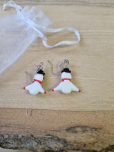 Load image into Gallery viewer, Snowman glass earrings ☃️
