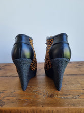 Load image into Gallery viewer, Nine West Leopard Wedge Boots 4
