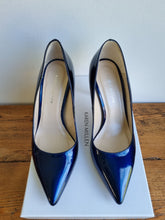 Load image into Gallery viewer, Karen Millen Blue Ombre Heels 4
