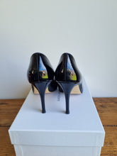 Load image into Gallery viewer, Karen Millen Blue Ombre Heels 4
