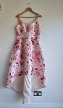 Load image into Gallery viewer, Chi Chi Dip Hem Floral Summer Dress 12
