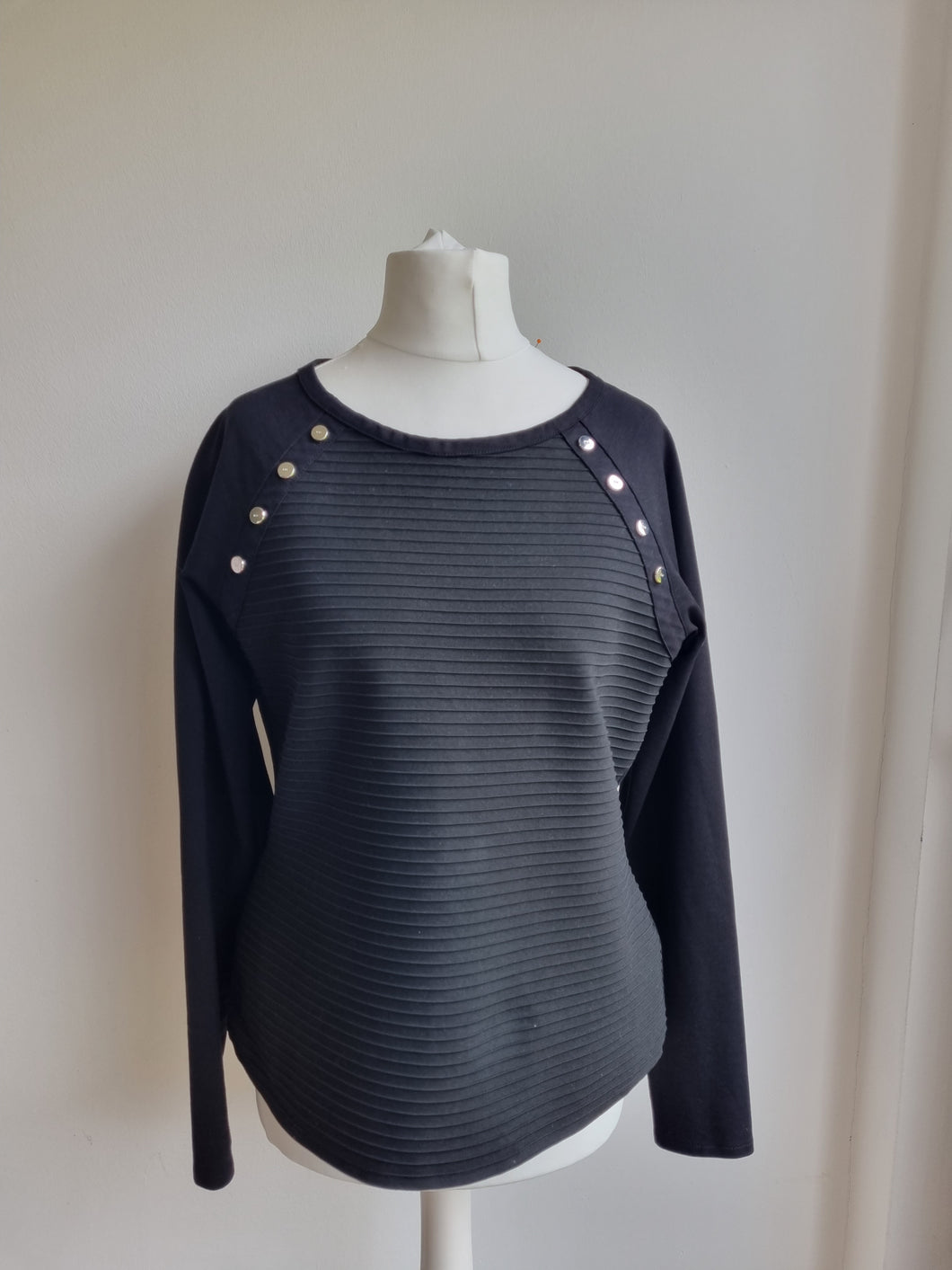 Karen Millen long sleeved black 14