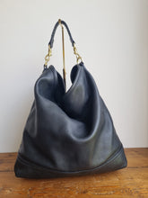 Load image into Gallery viewer, Mulberry Effie Somerset Black Leather Slouch Hobo Bag
