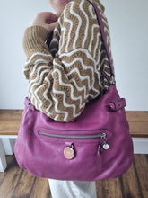 Load image into Gallery viewer, Mulberry Somerset Hobo Cerise Leather Bag
