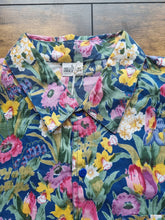 Load image into Gallery viewer, 100% Cotton Floral Vintage Shirt Mens L
