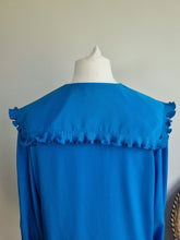 Load image into Gallery viewer, Oversized Collar Ruffle Shirt 12/14
