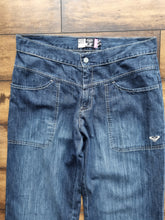 Load image into Gallery viewer, Roxy life Quicksilver Wideleg Jeans 12/14
