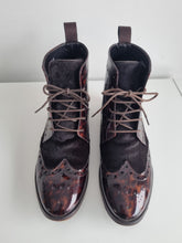 Load image into Gallery viewer, Paul Smith Brogue Chelsea Boots 5.5
