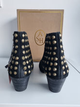 Load image into Gallery viewer, BNWT Ash Italia Leather Studded Skull Boots 8
