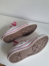 Load image into Gallery viewer, Converse All Stars White Canvas Pink Laces Trainers 6
