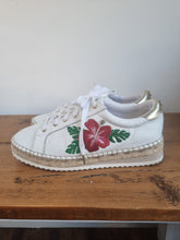 Load image into Gallery viewer, Dune White Leather &amp; Raffia Embellished Ladies Trainers 6
