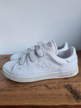 Load image into Gallery viewer, Adidas White Leather Velcro Fastening Ladies Trainers 5
