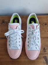 Load image into Gallery viewer, Converse All Stars Lanarlan Ladies Trainers 6
