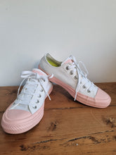 Load image into Gallery viewer, Converse All Stars Lanarlan Ladies Trainers 6
