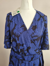 Load image into Gallery viewer, BNWT Baum und Pferdgarten Wrap Dress Rrp £229 38
