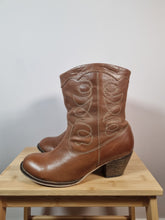 Load image into Gallery viewer, Dorothy Perkins Brown Leather Cowboy Ladies Boots 6
