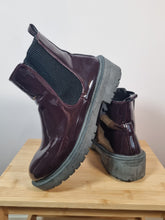 Load image into Gallery viewer, New Look Comfort Burgundy Patent Ankle Boots 6
