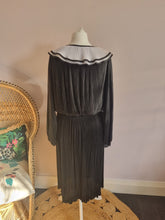 Load image into Gallery viewer, St. Michael Vintage Pleated Dress with oversized peter pan collar 12
