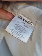 Load image into Gallery viewer, JAEGER White 100% Linen Top 16
