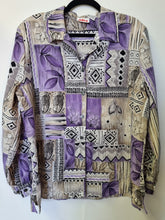 Load image into Gallery viewer, Lilac Vintage pattern shirt 14/16
